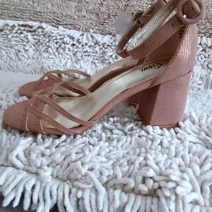 Fioni Rose Gold Women Shoes